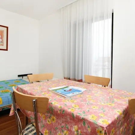 Appartamento With Parking Space Vantacici, Krk - 427 Malinska