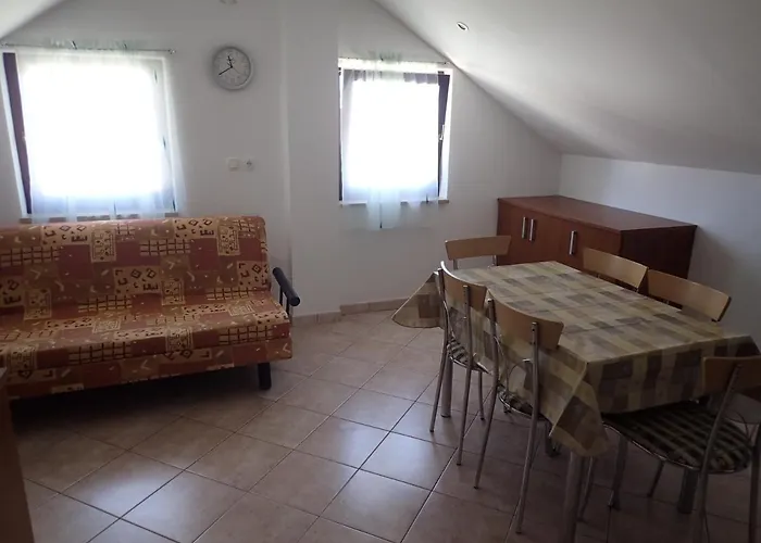 Appartamento With Parking Space Vantacici, Krk - 427 Malinska