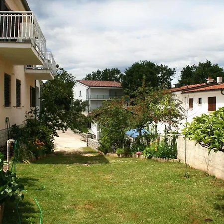 With Parking Space Vantacici, Krk - 427 مالينسكا