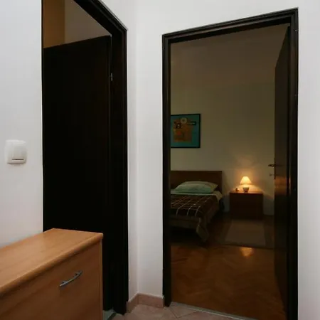 With Parking Space Vantacici, Krk - 427 Daire *