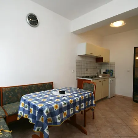 Daire With Parking Space Vantacici, Krk - 427 Malinska