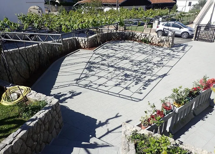 Apartment With Parking Space Vantacici, Krk - 427 *