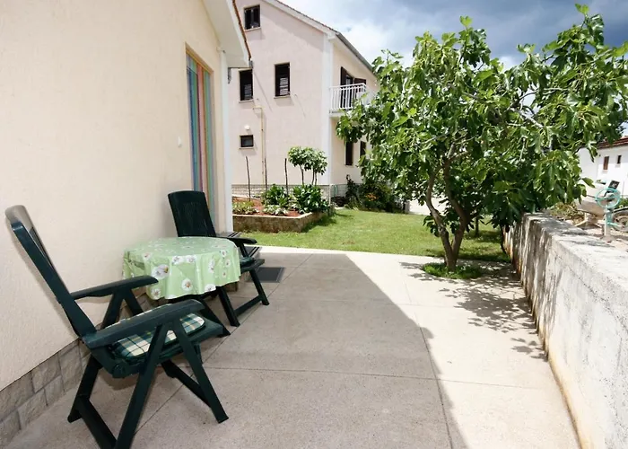 Apartment With Parking Space Vantacici, Krk - 427 Malinska